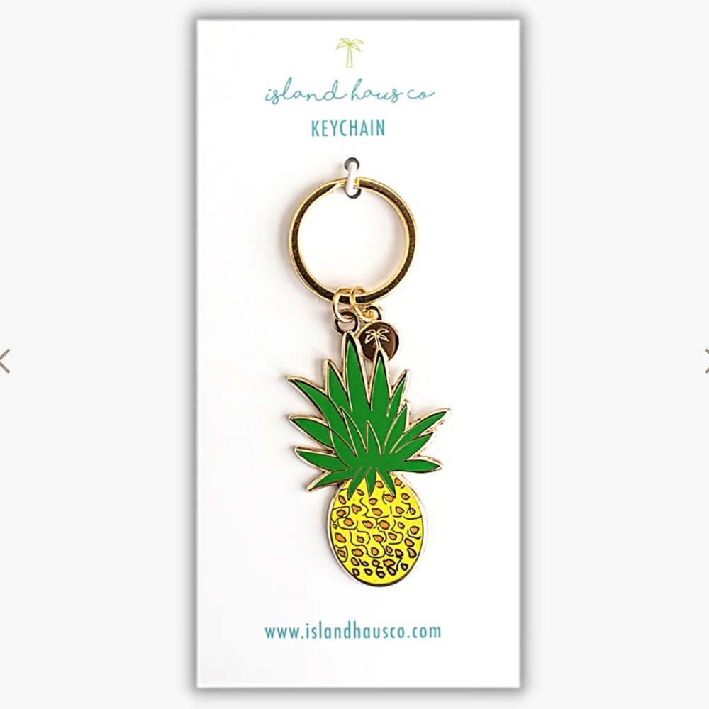 Pineapple enamel Key Chain NIP